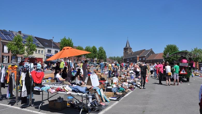 rommelmarkt moerbeke